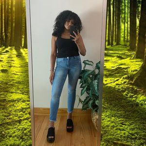 True Blue Cropped Jeans